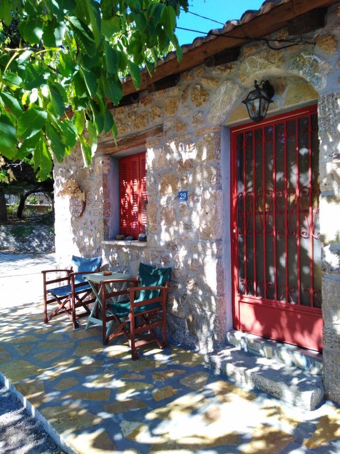 Φιλυρα Πετρινο Villa Kernitsa Exterior photo